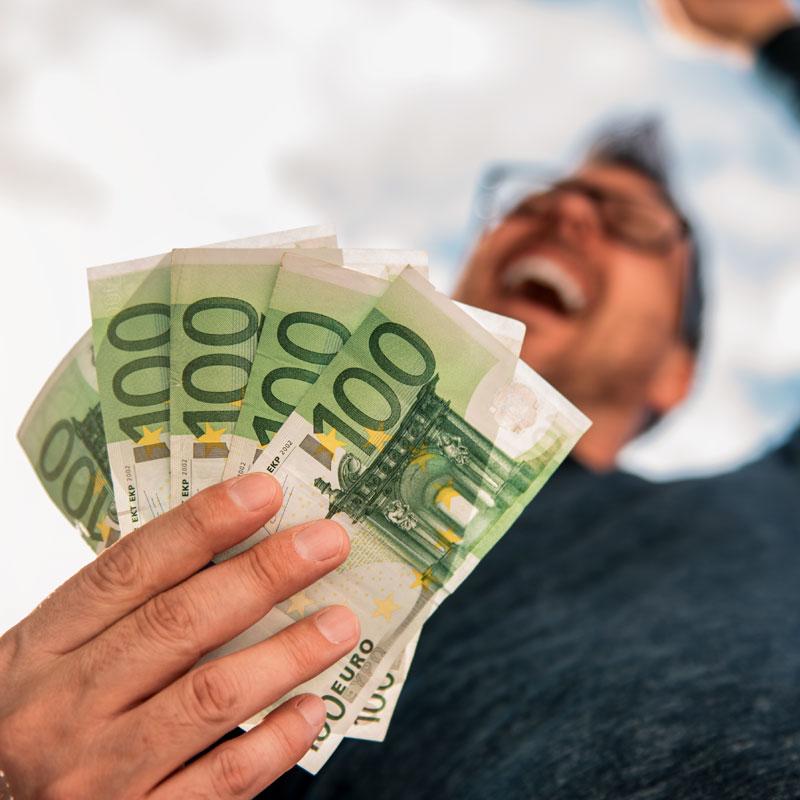 Mehr Geld verdienen als im 520 Euro Job durch nebenberufliche Selbstständigkeit